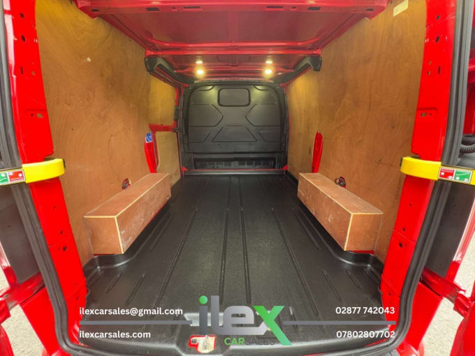 2025 Ford Transit Custom