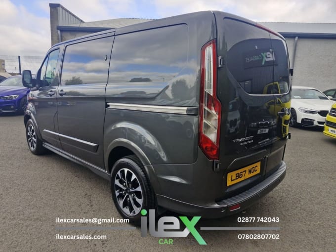2025 Ford Transit Custom