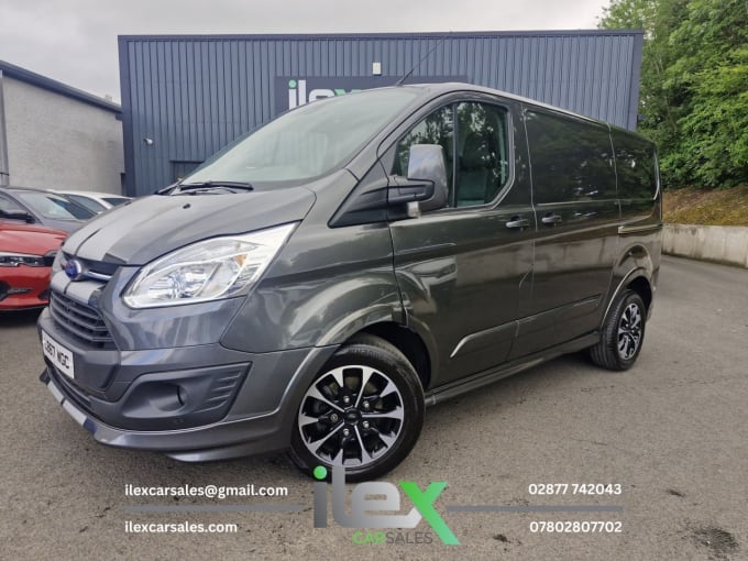 2025 Ford Transit Custom