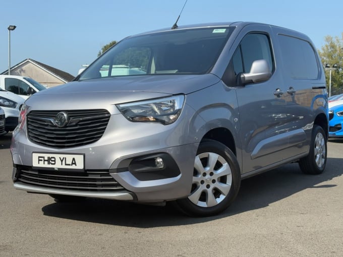 2025 Vauxhall Combo