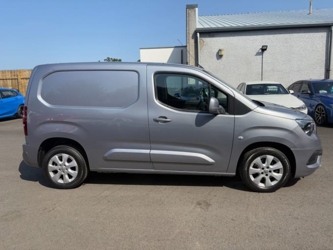 2025 Vauxhall Combo