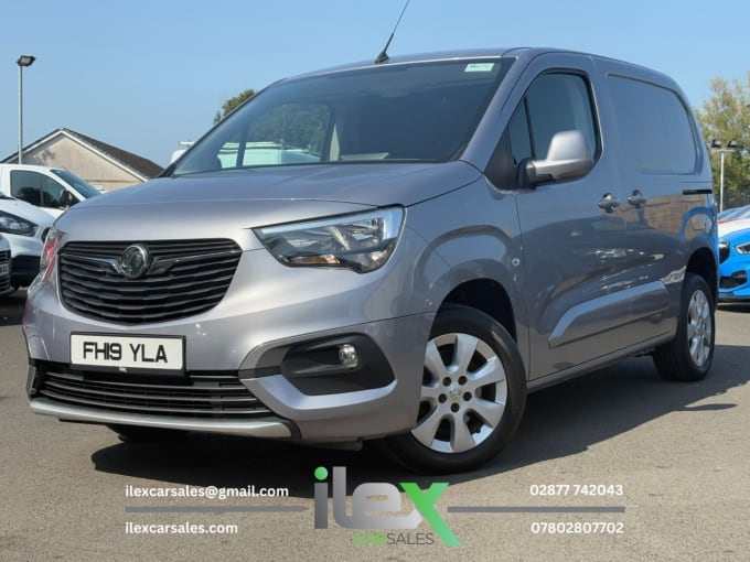 2025 Vauxhall Combo