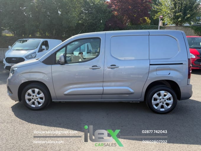2025 Vauxhall Combo