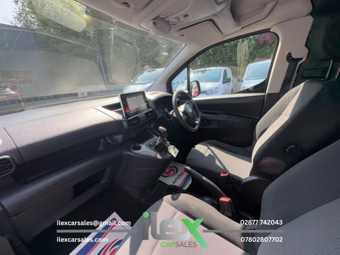 2025 Vauxhall Combo