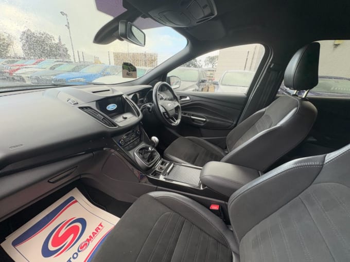 2025 Ford Kuga