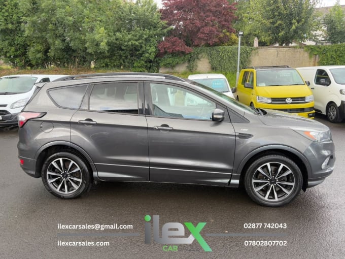2025 Ford Kuga