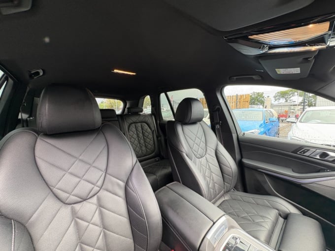 2025 BMW X5