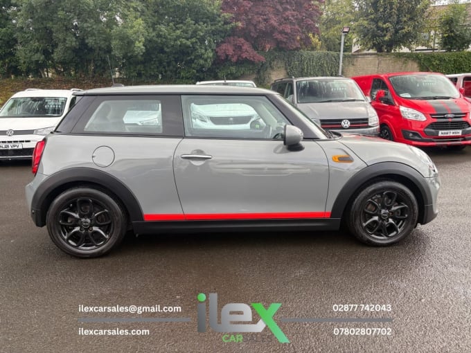 2025 Mini Hatch