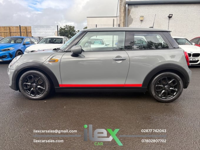 2025 Mini Hatch