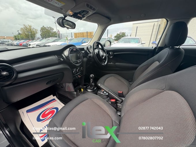 2025 Mini Hatch