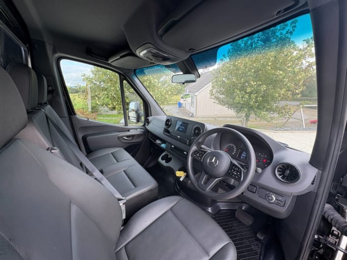 2025 Mercedes-benz Sprinter