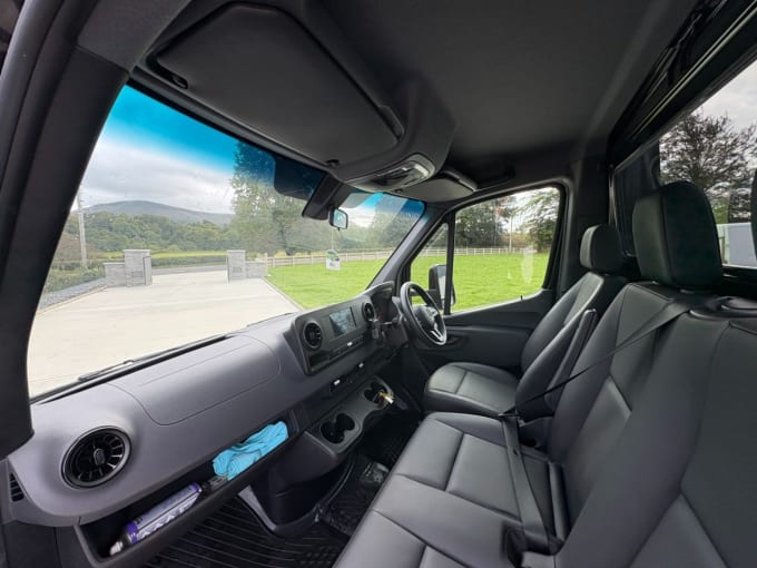 2025 Mercedes-benz Sprinter