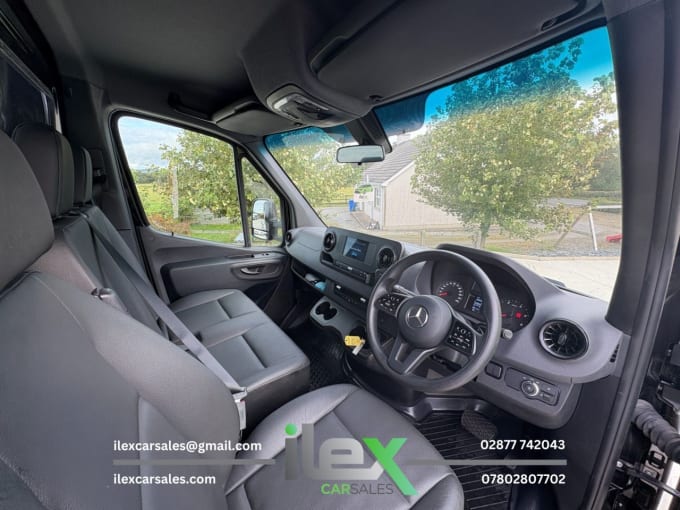 2025 Mercedes-benz Sprinter