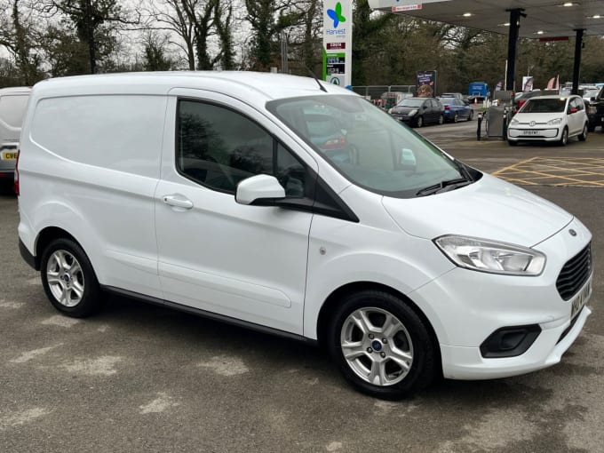 2023 Ford Transit Courier