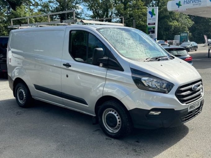 2024 Ford Transit Custom