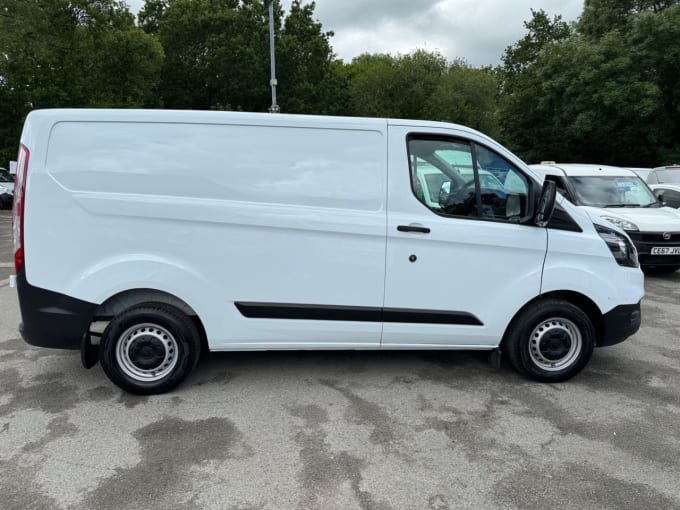 2024 Ford Transit Custom