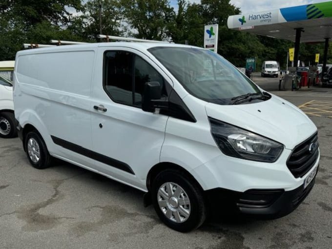 2024 Ford Transit Custom