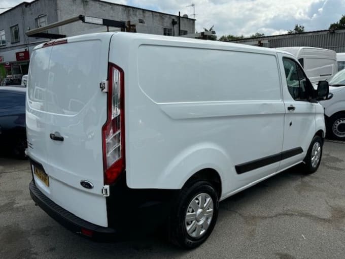 2024 Ford Transit Custom