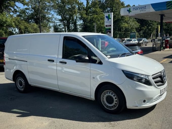 2024 Mercedes-benz Vito