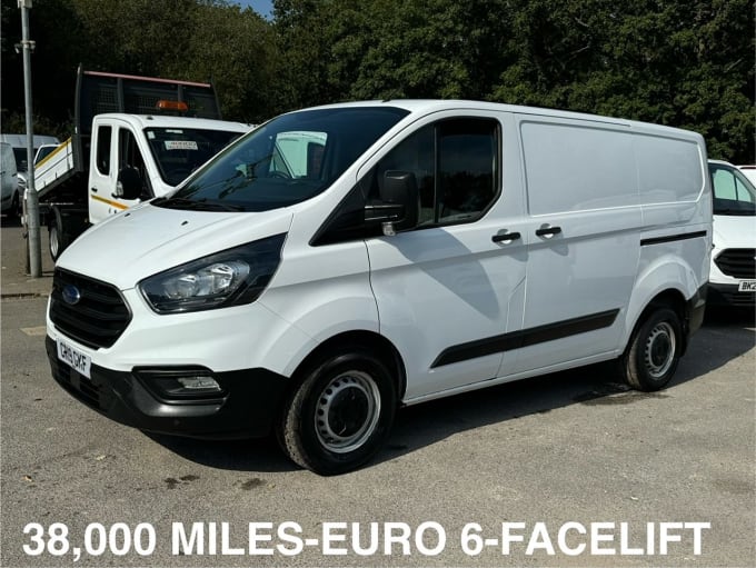 2024 Ford Transit Custom