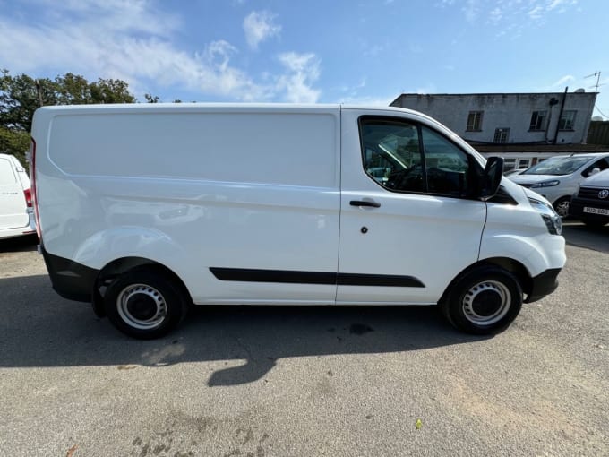 2024 Ford Transit Custom