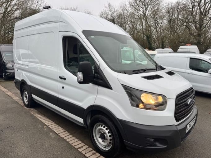 2025 Ford Transit