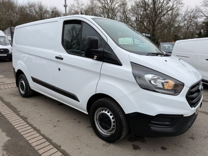 2025 Ford Transit Custom