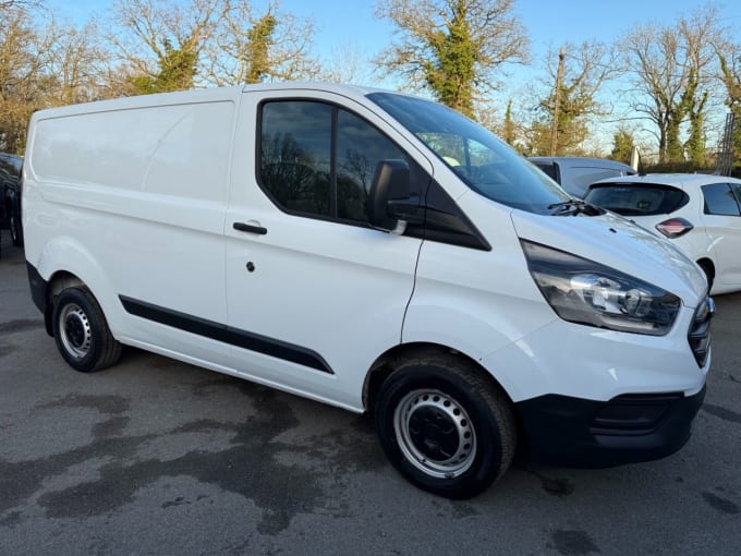 2025 Ford Transit Custom