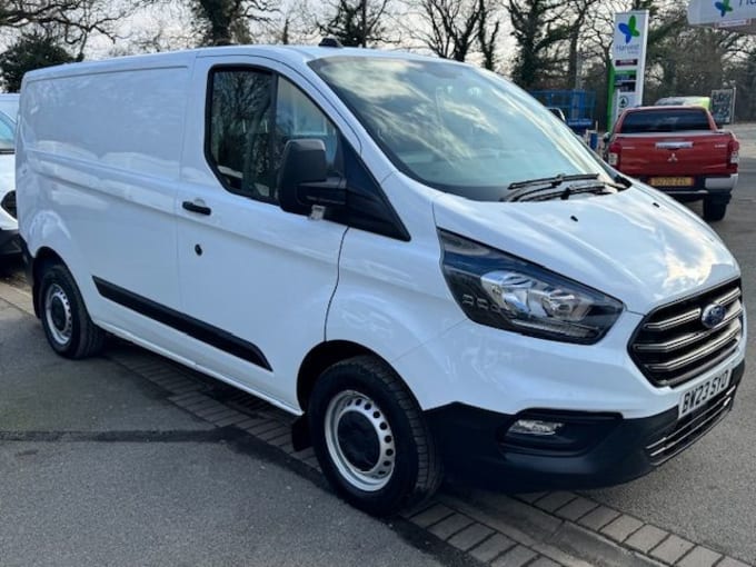 2025 Ford Transit Custom