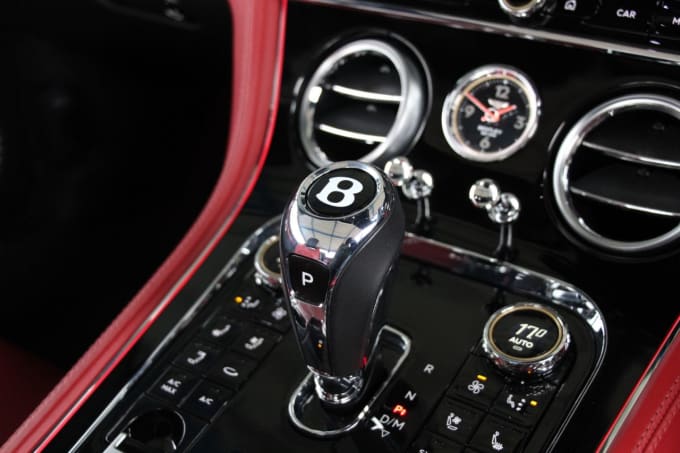 2025 Bentley Continental