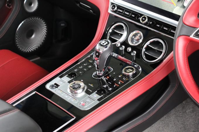 2025 Bentley Continental