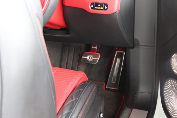 2025 Bentley Continental