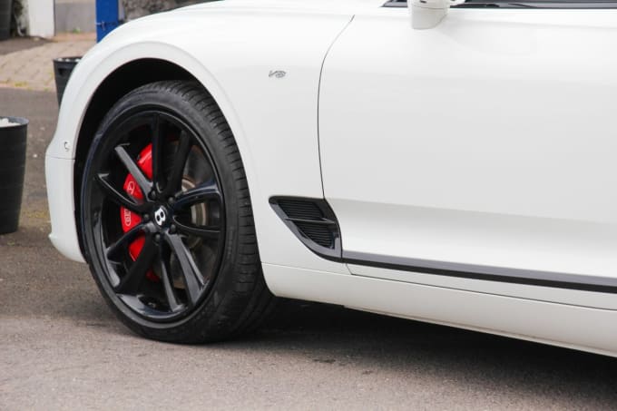 2025 Bentley Continental