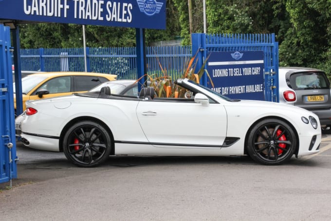 2025 Bentley Continental