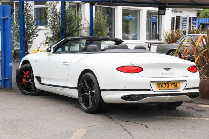 2025 Bentley Continental