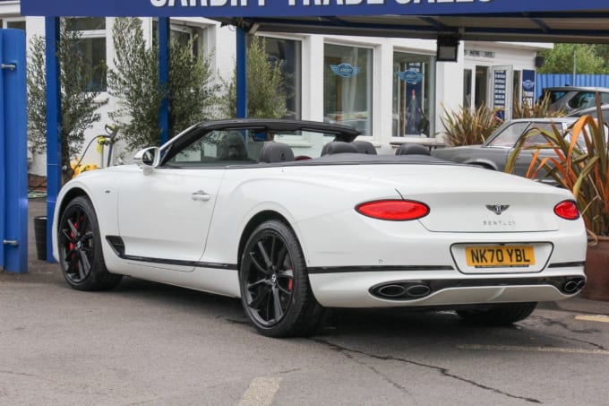 2025 Bentley Continental