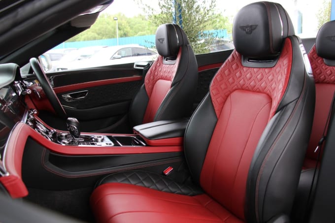 2025 Bentley Continental