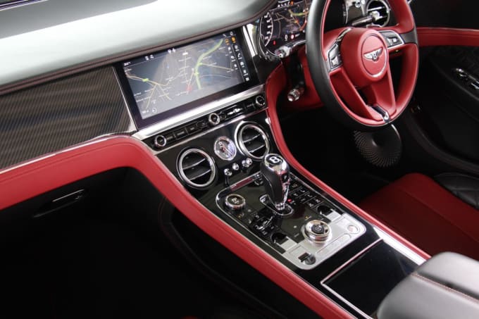 2025 Bentley Continental