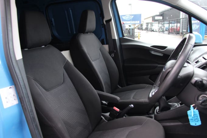 2015 Ford Transit Courier