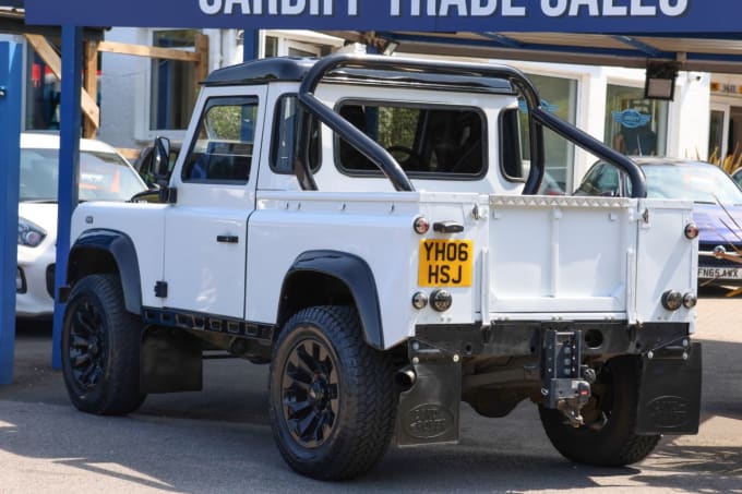 2025 Land Rover Defender