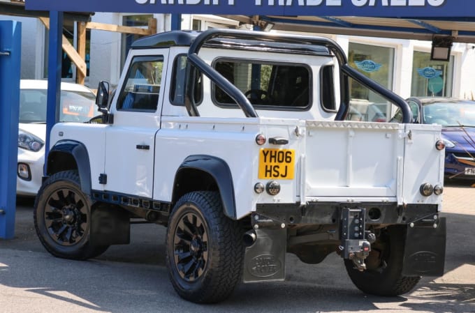 2025 Land Rover Defender