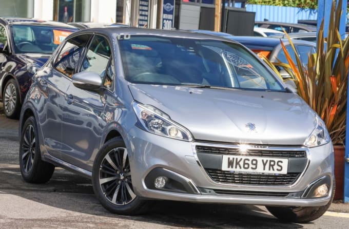 2024 Peugeot 208