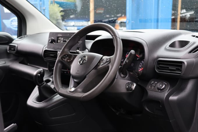 2024 Vauxhall Combo