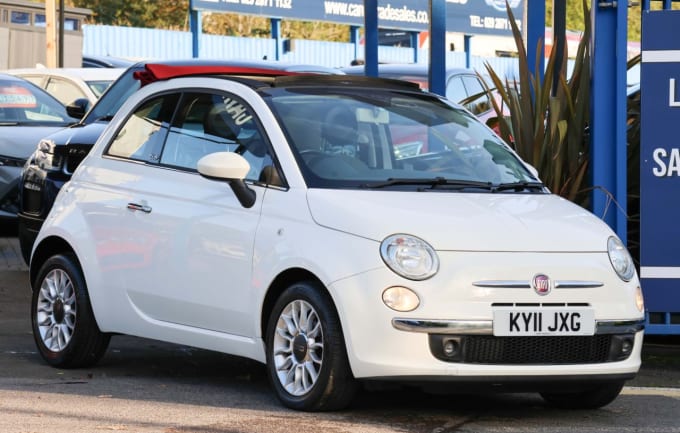 2025 Fiat 500c