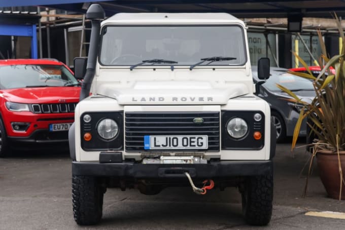 2025 Land Rover Defender