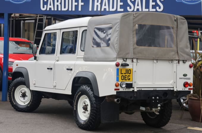 2025 Land Rover Defender