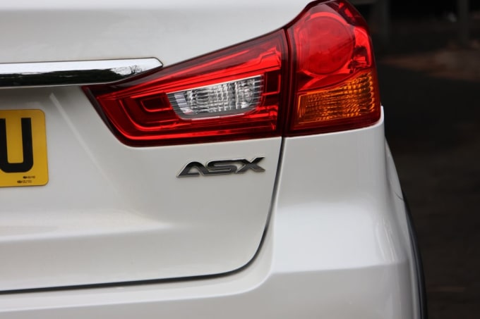 2025 Mitsubishi Asx