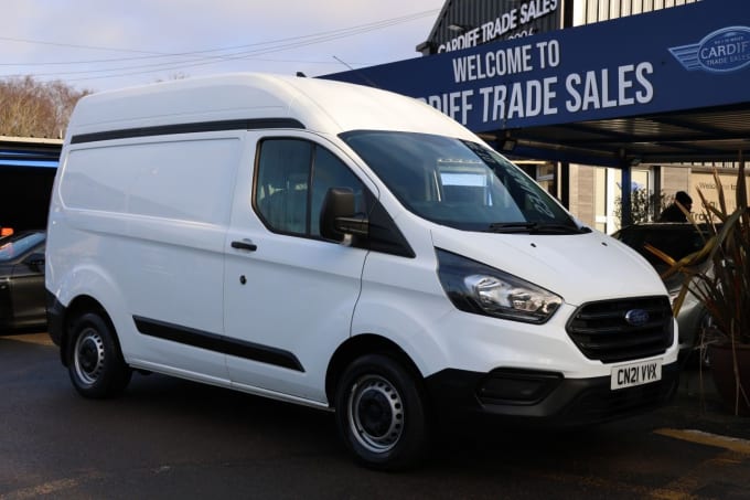 2025 Ford Transit Custom