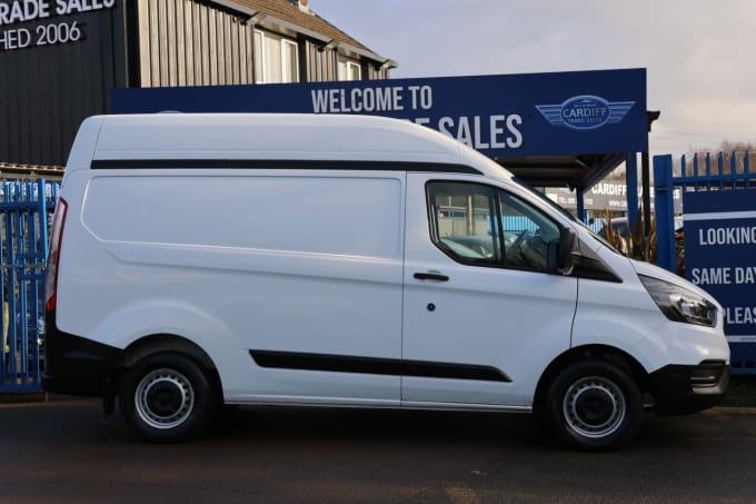 2025 Ford Transit Custom