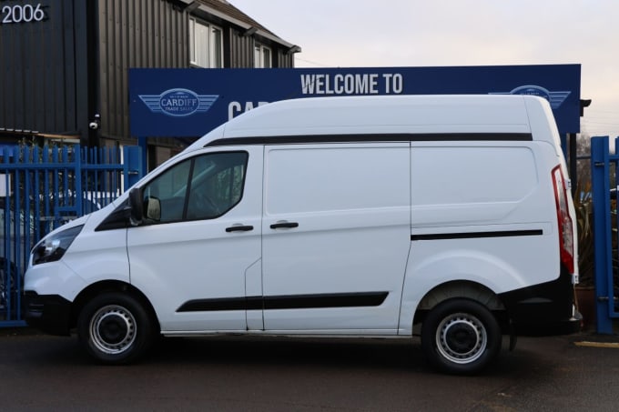 2025 Ford Transit Custom